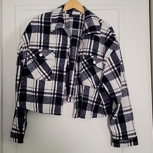 Lane Bryant 22/24 plaid cropped jacket